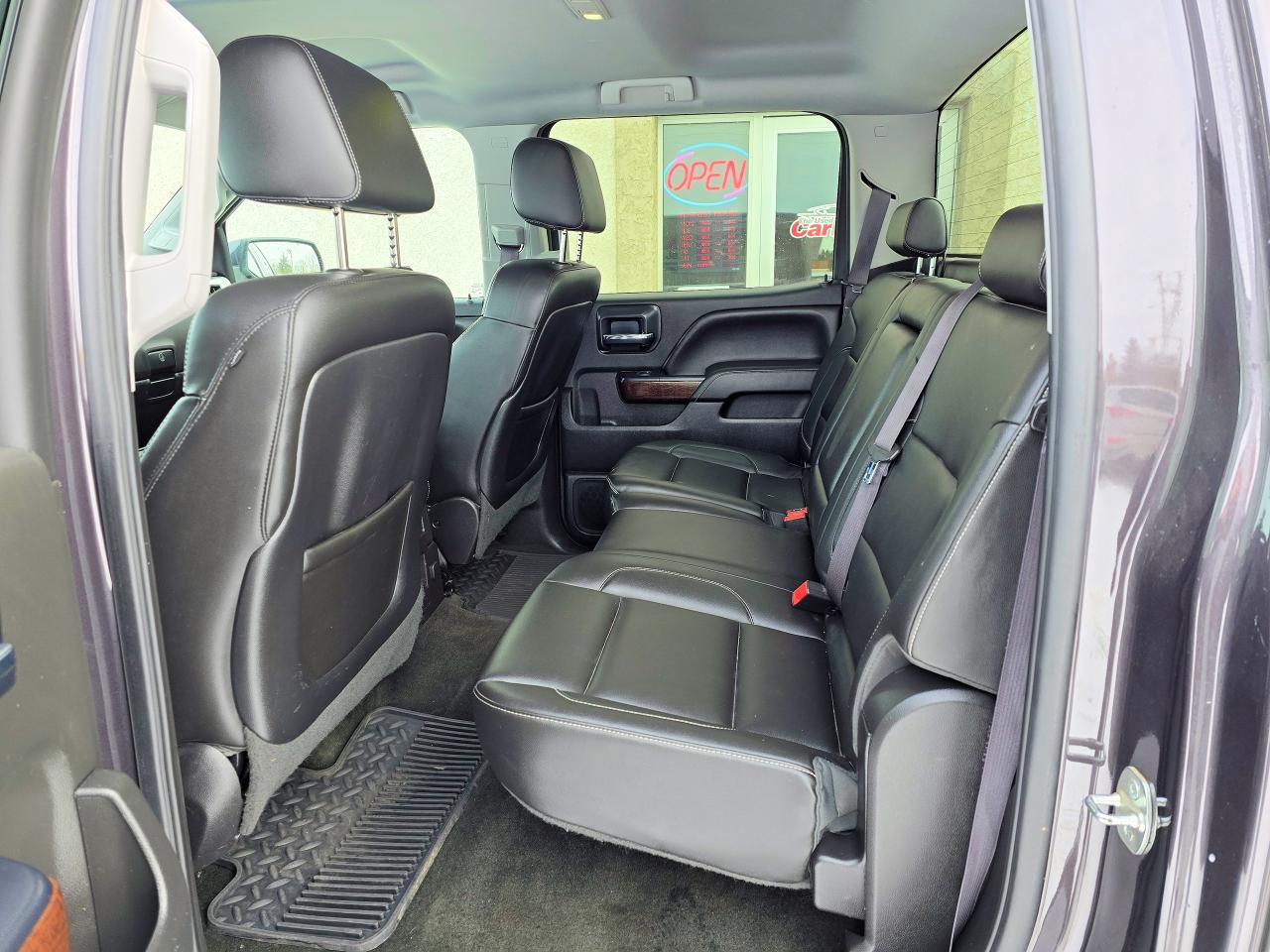 2014 GMC Sierra 1500 SLE CREW CAB HEATED LEATHER SEATS - Photo #9