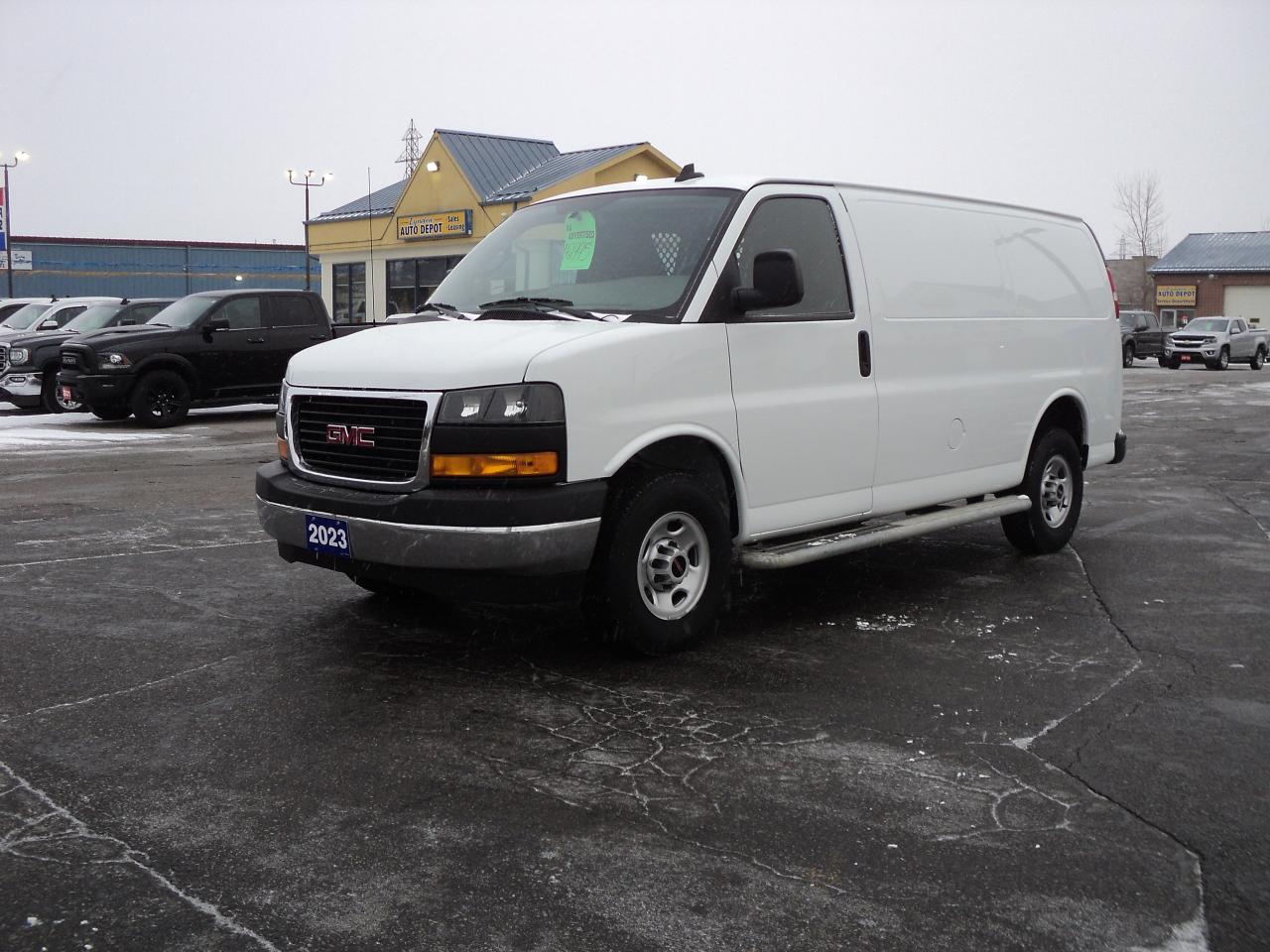 2023 GMC Savana 2500 CargoVan RWD 4.3L6cyl Gas 135"WB BackUpCam - Photo #2