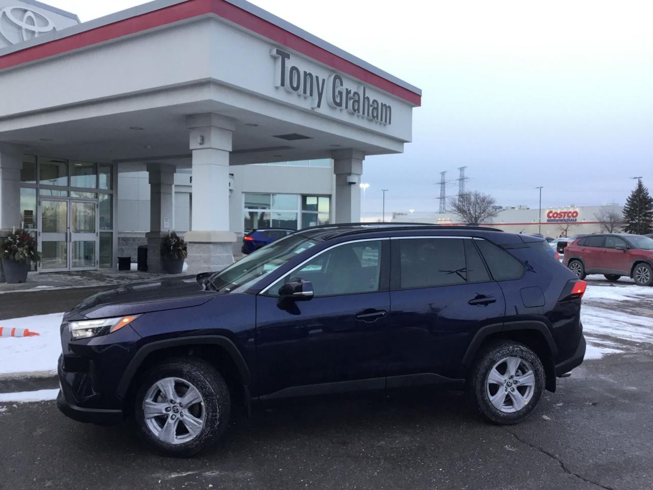 Used 2024 Toyota RAV4 XLE for sale in Ottawa, ON