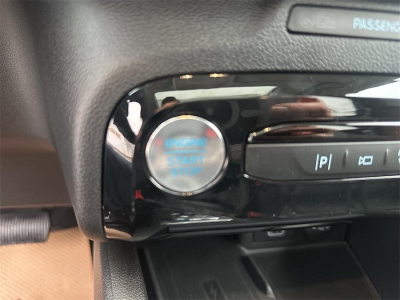 2024 Ford Escape PHEV  - Leather Seats -  Heated Seats Photo5