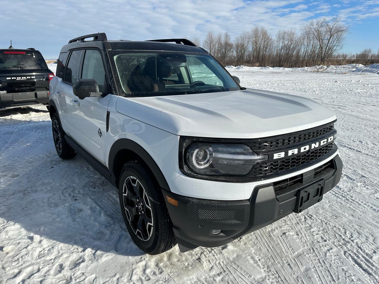 2025 Ford Bronco Sport OUTER BANKS 4x4 300A Photo2