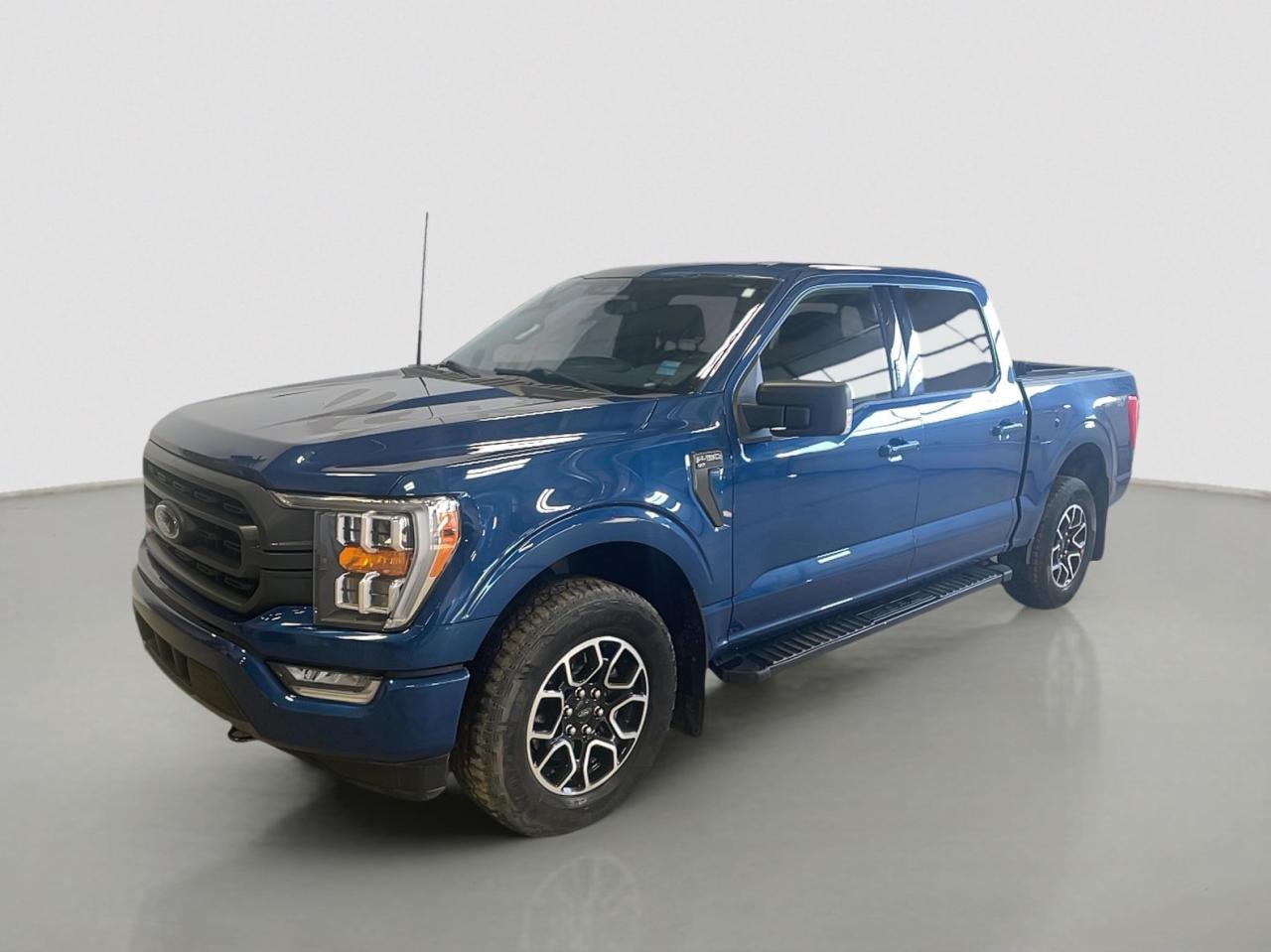 Used 2022 Ford F-150 XLT 4WD SUPERCREW 5.5' BOX for sale in Moose Jaw, SK