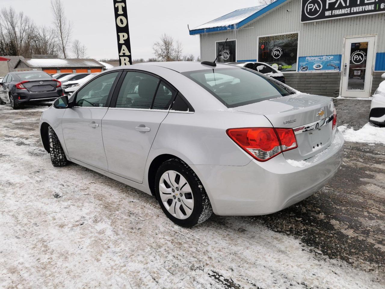 2015 Chevrolet Cruze 1LT - Photo #3