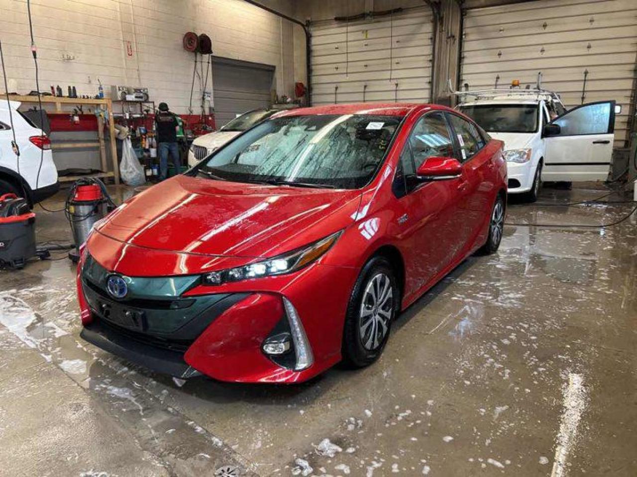 Used 2020 Toyota Prius Prime Upgrade | Leather | Nav | Heated Seats & Steering | Adaptive Cruise Control | BMS | Lane Departure for sale in Guelph, ON