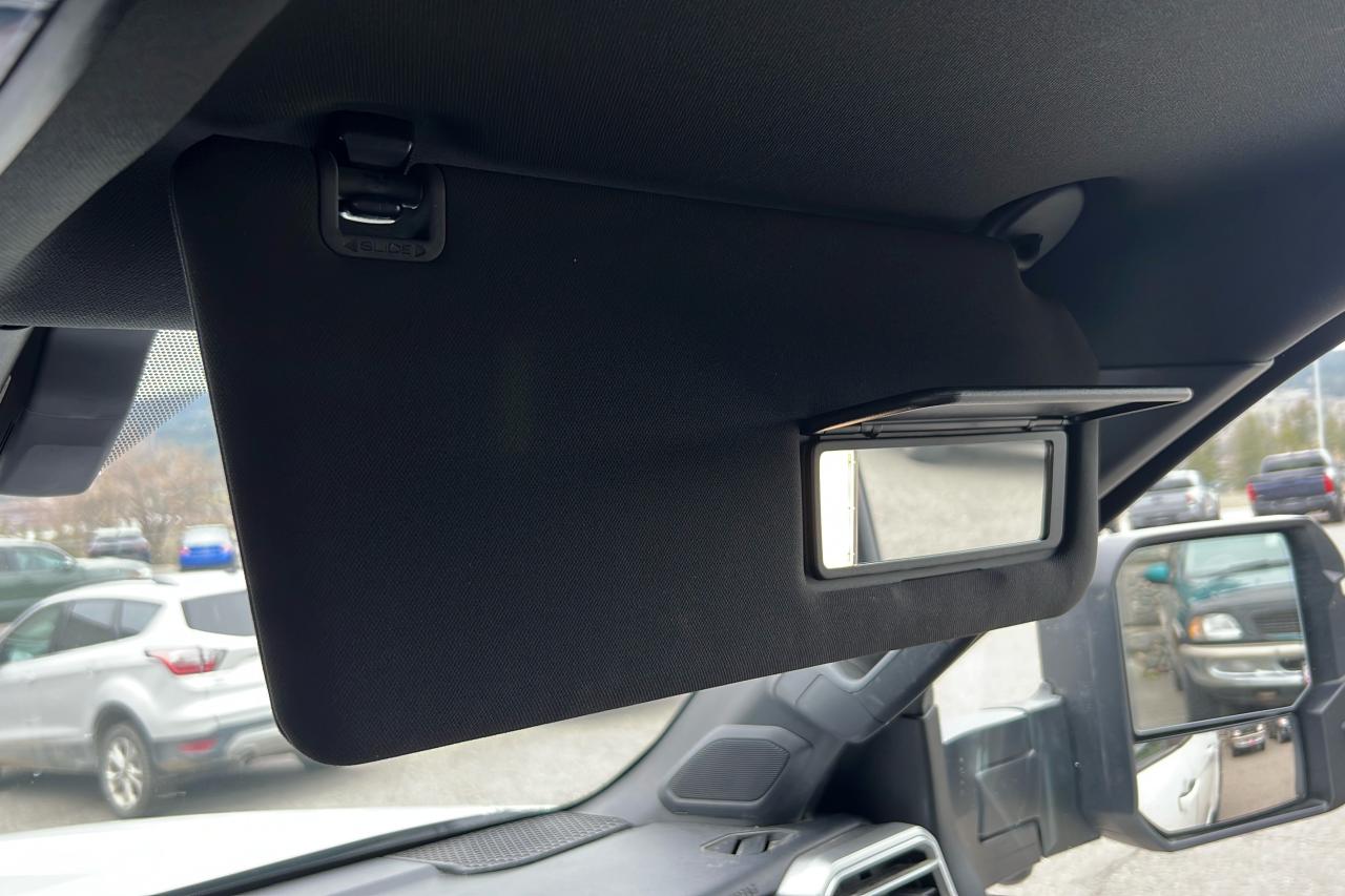 2023 Toyota Tundra CrewMax Platinum L PLAT Photo