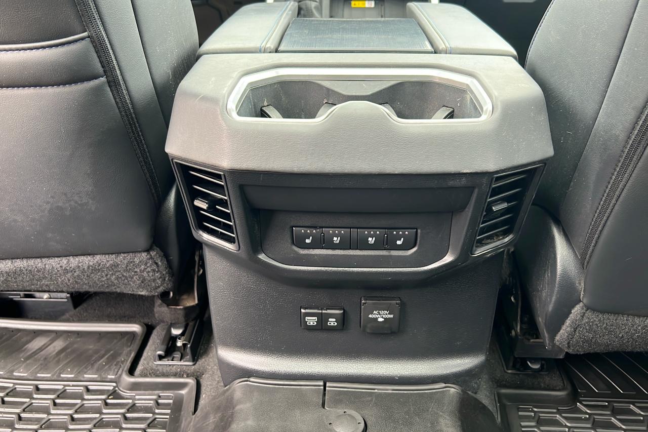 2023 Toyota Tundra CrewMax Platinum L PLAT Photo