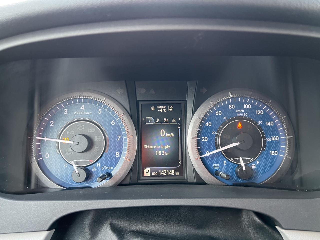 2018 Toyota Sienna LE Photo