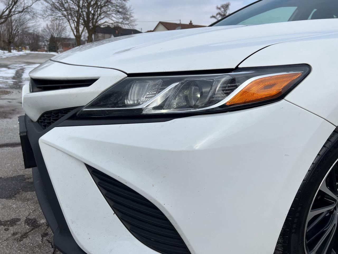 2020 Toyota Camry HYBRID SE HYBRID - Photo #6