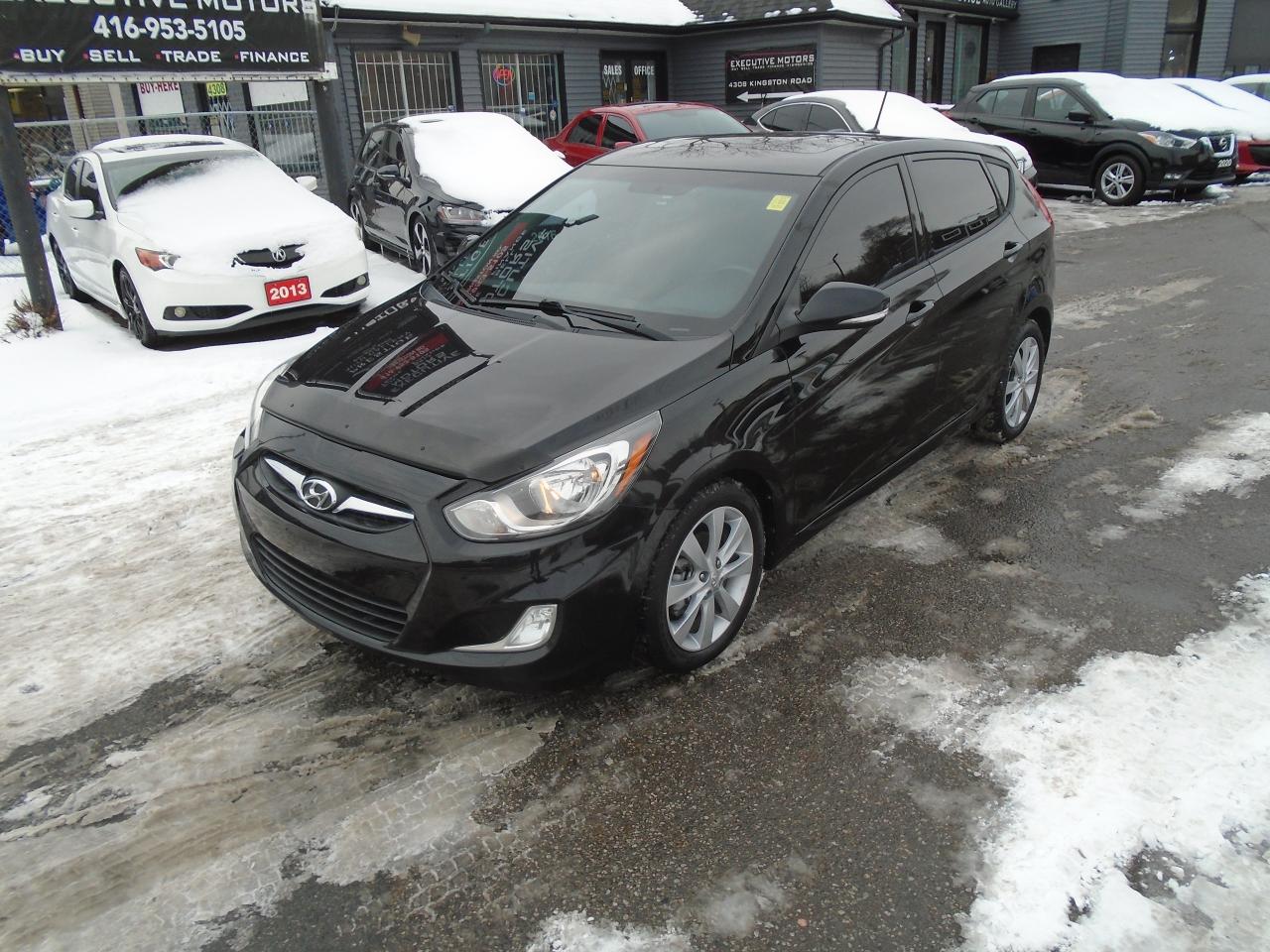 Used 2014 Hyundai Accent GLS/NO ACCIDENT / SUNROOF / ALLOYS / HEATED SEATS/ for sale in Scarborough, ON