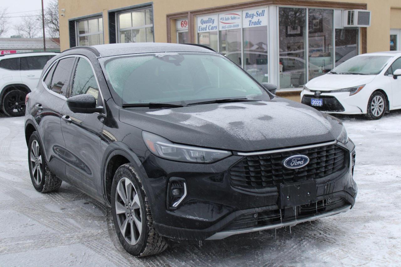 Used 2023 Ford Escape Platinum AWD for sale in Brampton, ON