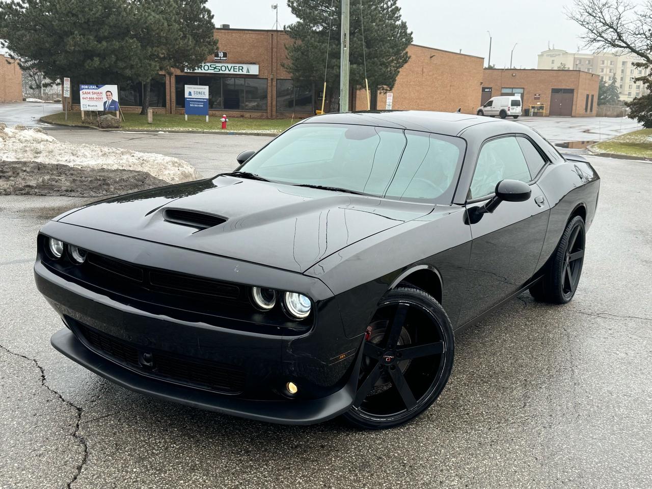 2022 Dodge Challenger GT - Photo #1