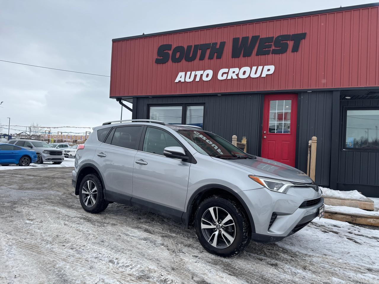 Used 2018 Toyota RAV4 FWD LE for sale in London, ON