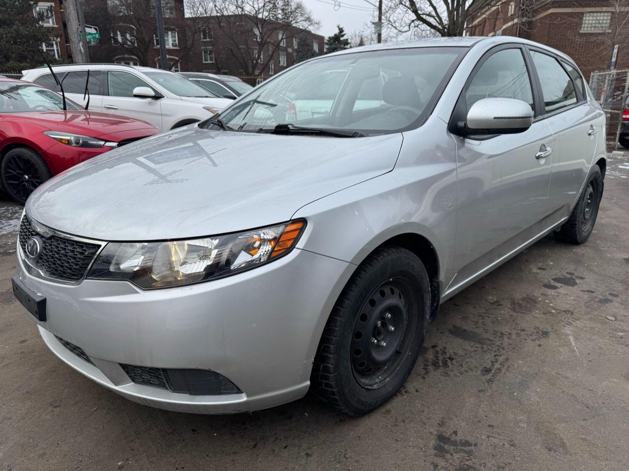 Used 2012 Kia Forte5 5dr HB Auto EX for sale in Hamilton, ON