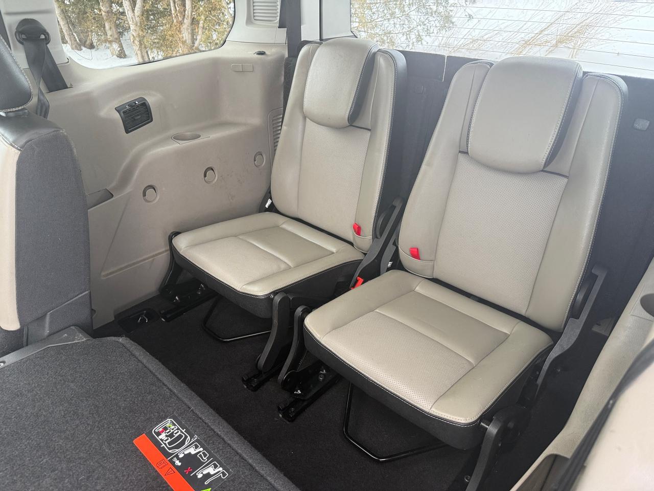 2014 Ford Transit Connect Titanium - Photo #9