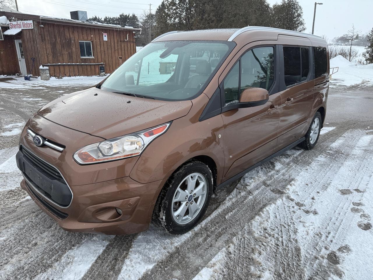 2014 Ford Transit Connect Titanium - Photo #16