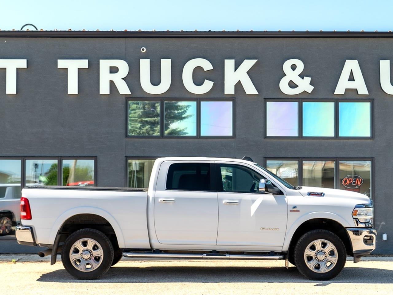 2020 RAM 2500 Laramie 4x4 Crew Cab 6'4" Box Photo4