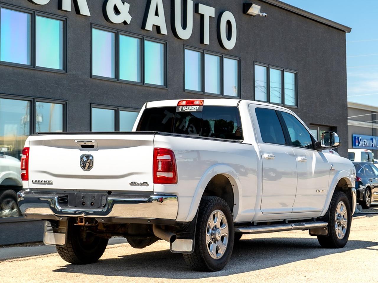 2020 RAM 2500 Laramie 4x4 Crew Cab 6'4" Box Photo5
