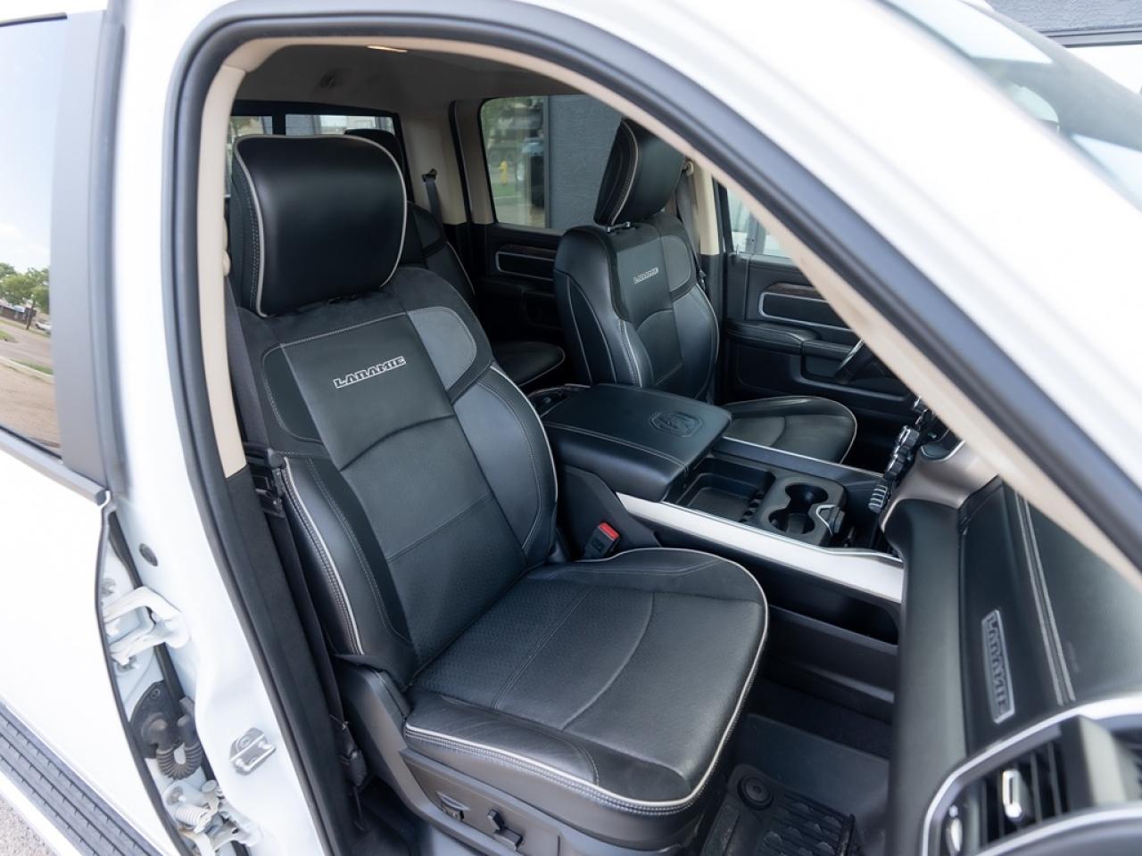 2020 RAM 2500 Laramie 4x4 Crew Cab 6'4" Box Photo40