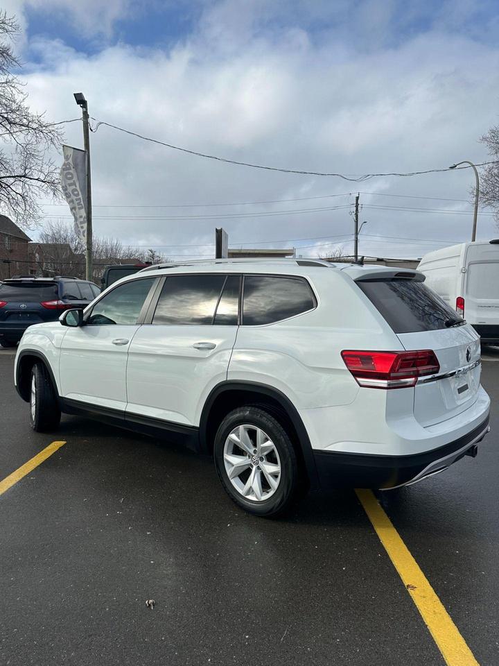 2018 Volkswagen Atlas 3.6L V6 LAUNCH EDITION Photo