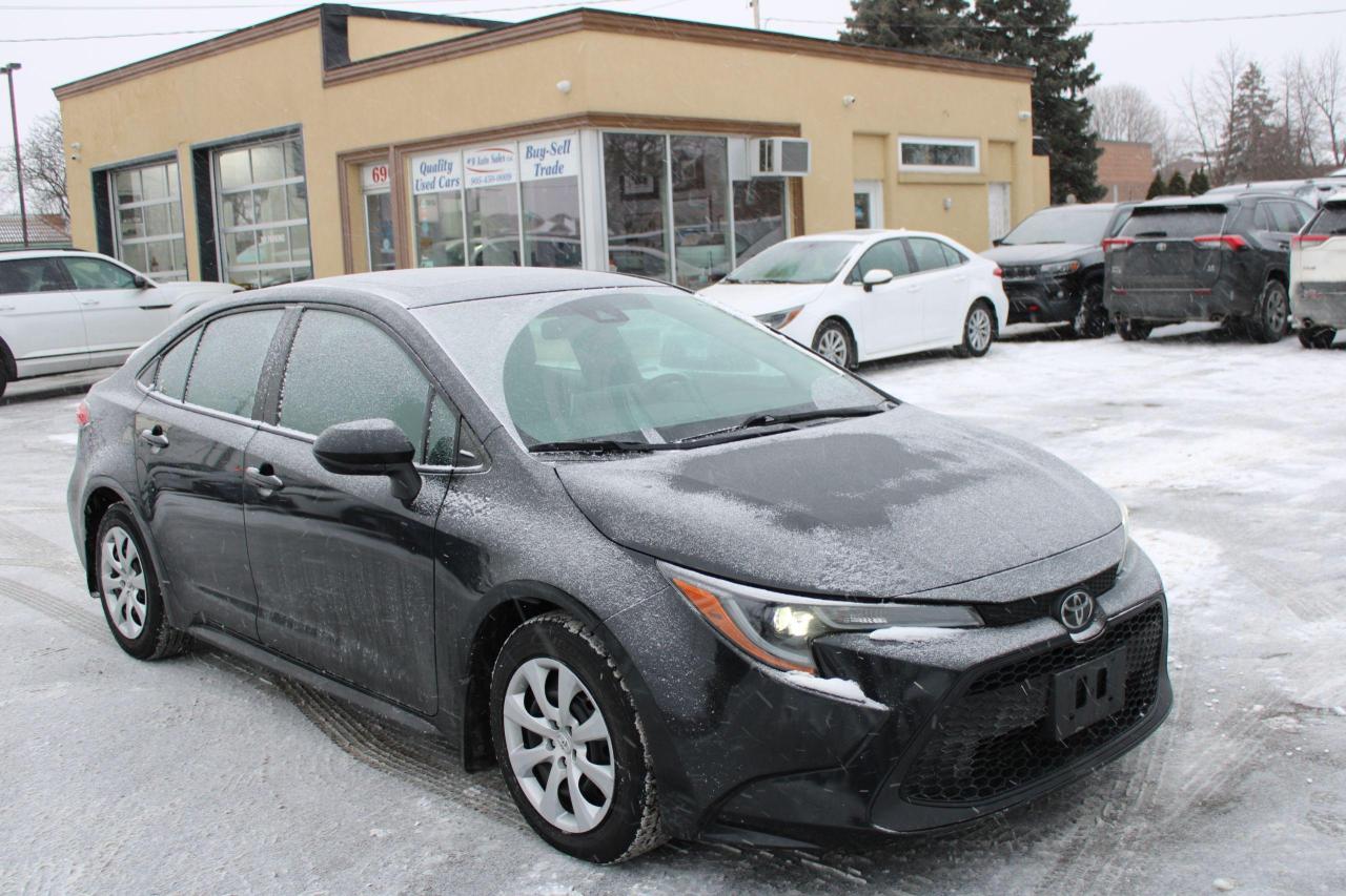 Used 2020 Toyota Corolla LE CVT with sunroof for sale in Brampton, ON