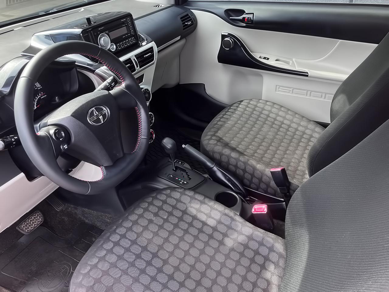 2012 Scion iQ  - Photo #5