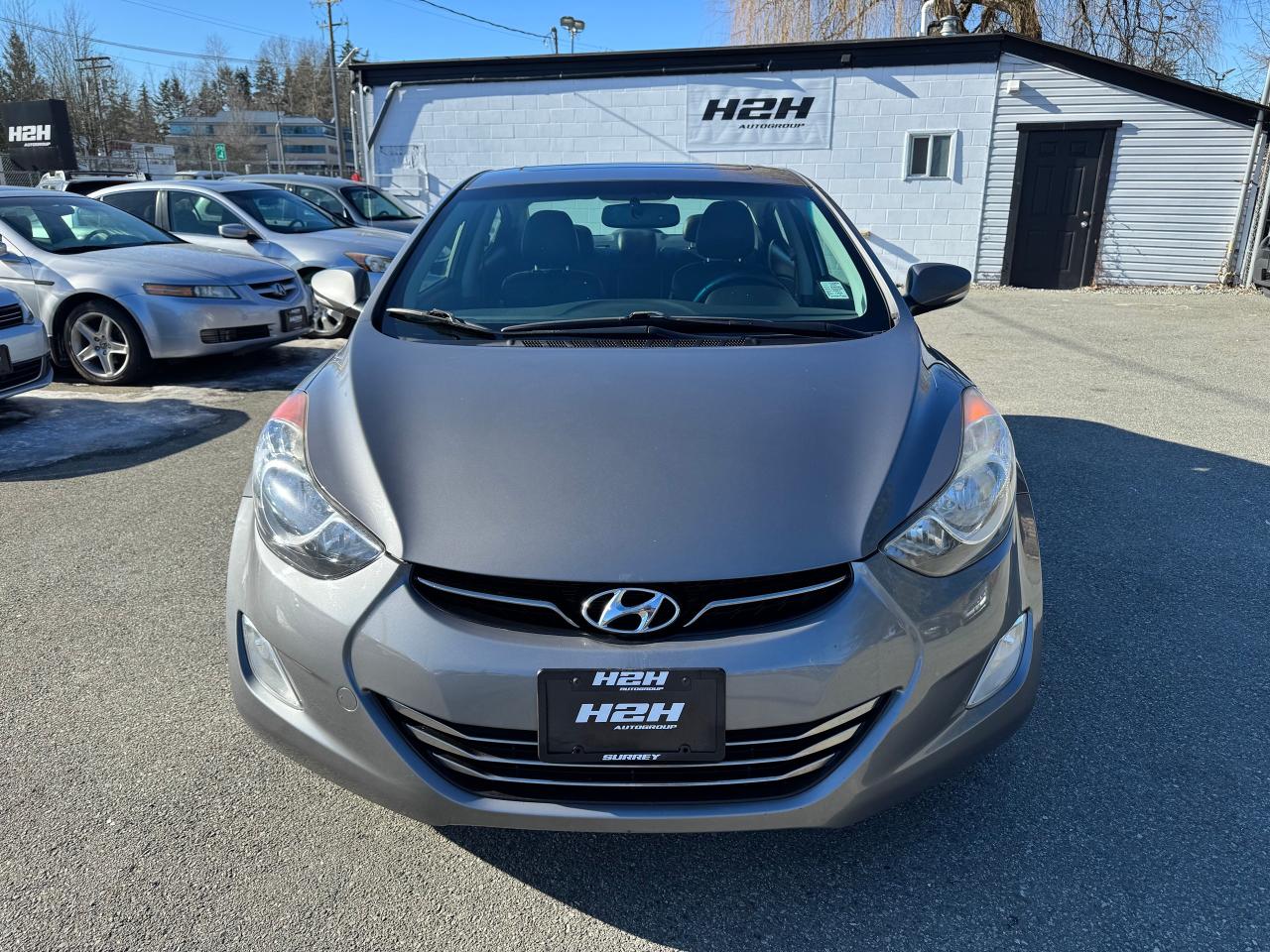 2011 Hyundai Elantra FINANCING AVAILABLE Photo1