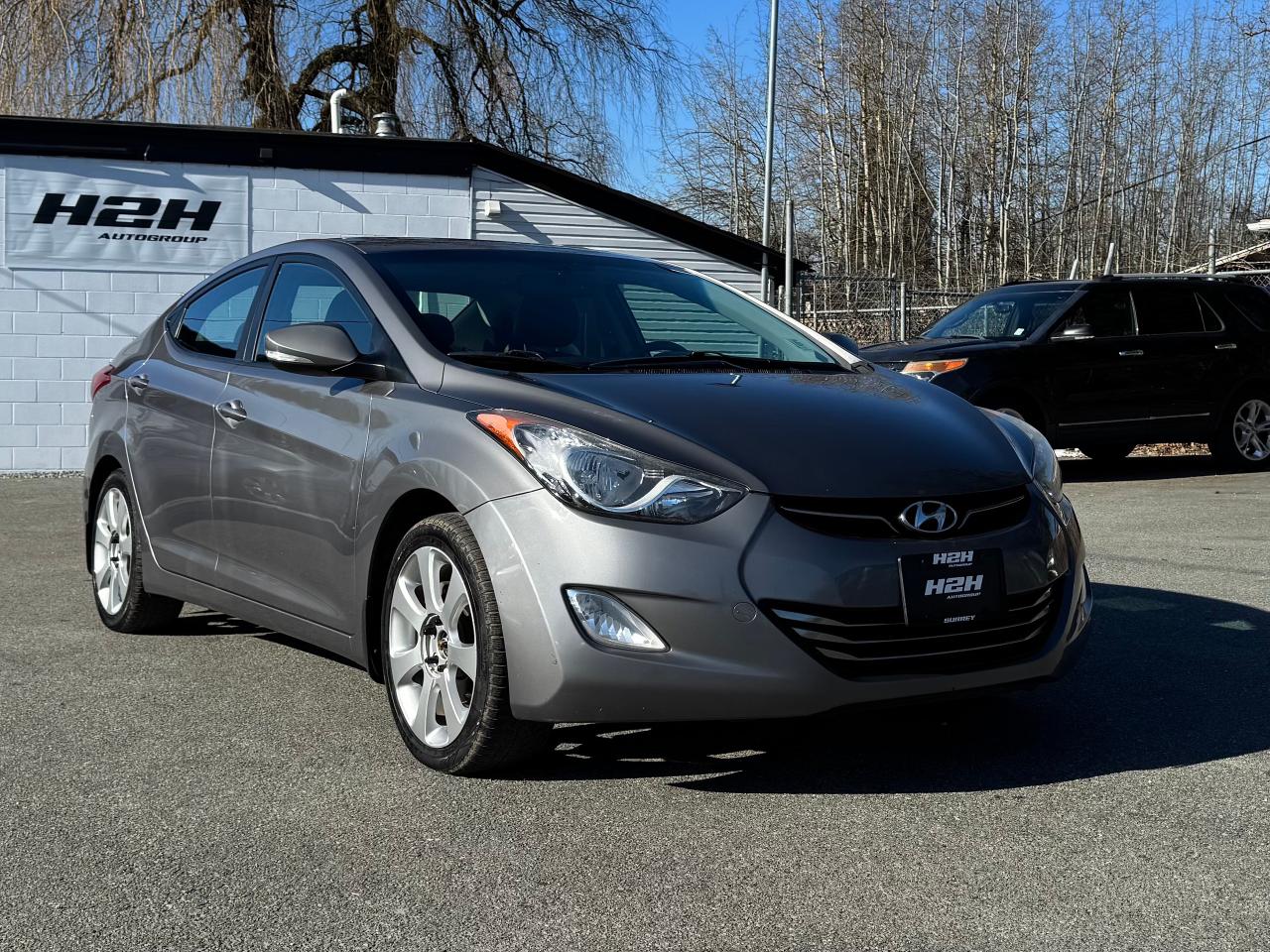 2011 Hyundai Elantra FINANCING AVAILABLE Photo2