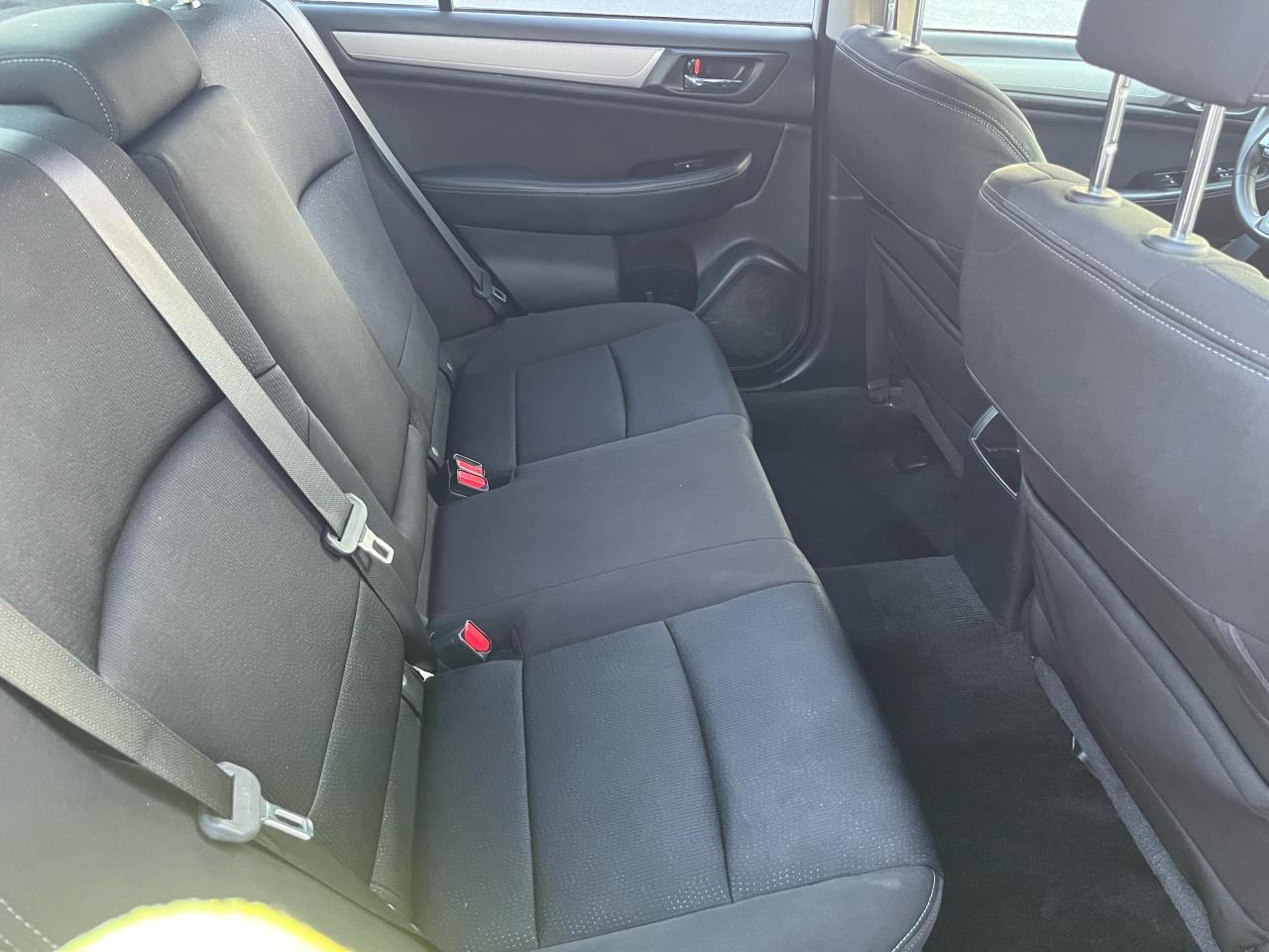 2015 Subaru Legacy 2.5i AWD - Photo #15