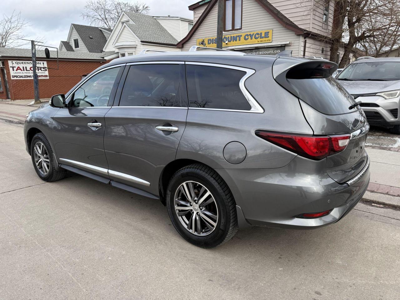 2017 Infiniti QX60 AWD 4dr - Photo #10