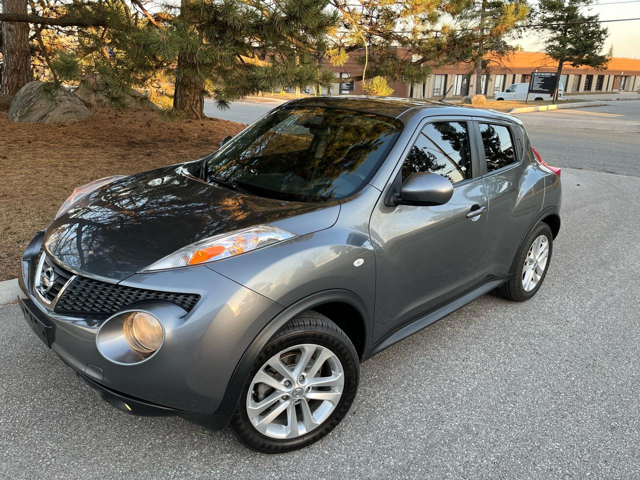 2013 Nissan Juke SV AWD 5dr. WAGON-ONLY 135,553KMS!! Photo2