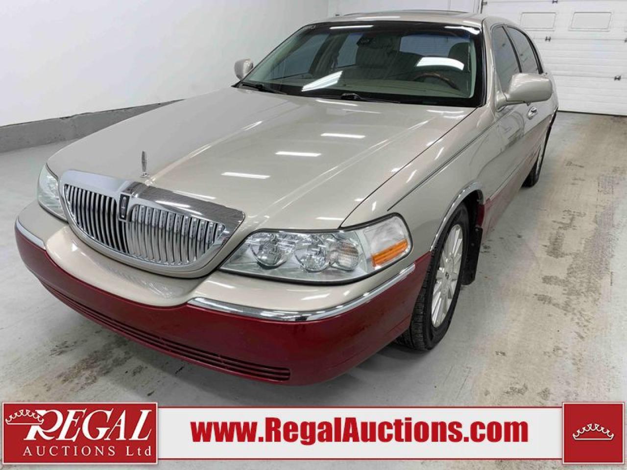 Used 2003 Lincoln Town Car SIGNATURE for sale in Calgary, AB