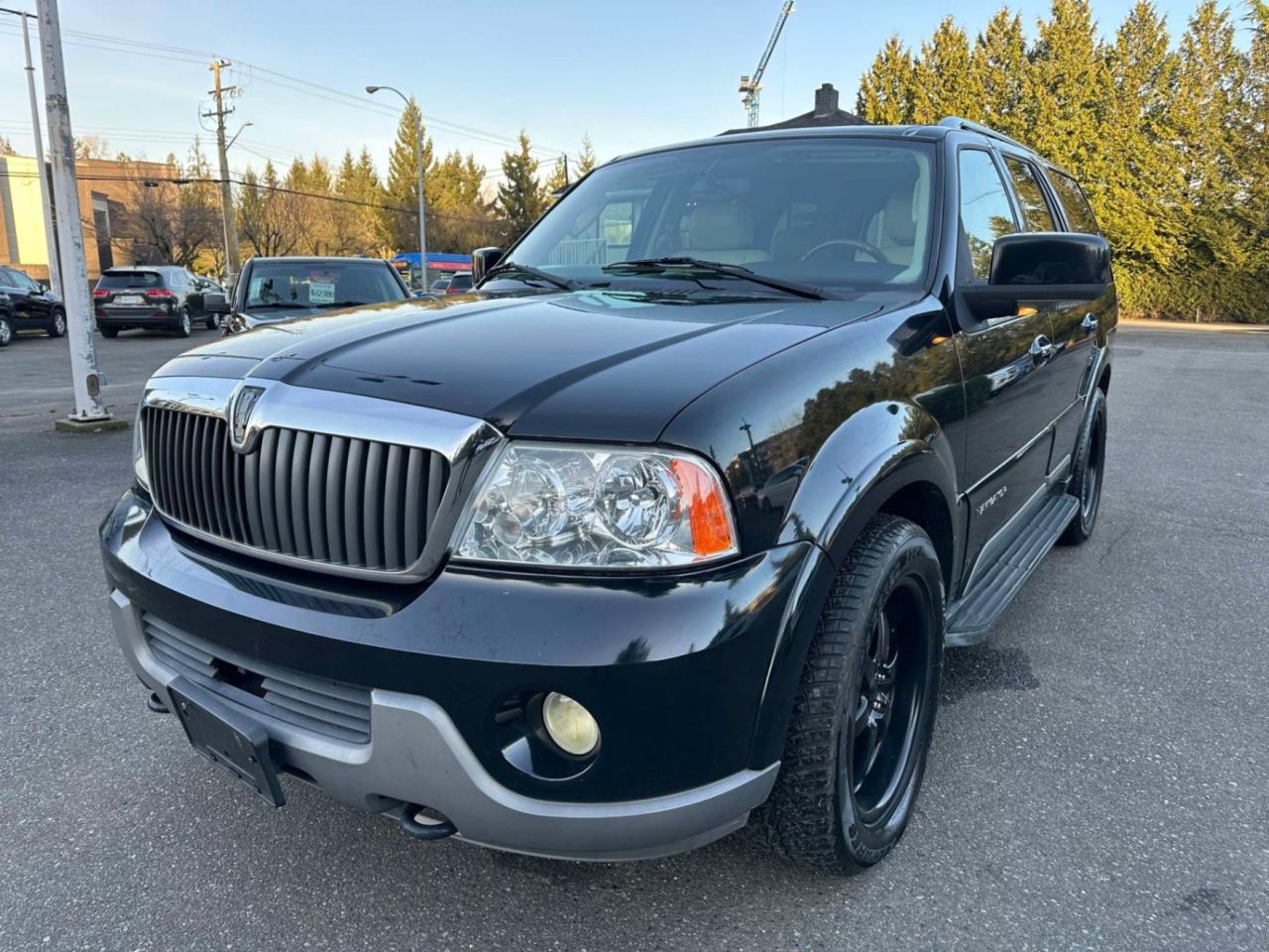 Used 2003 Lincoln Navigator 4dr 4WD SUV Premium for sale in Surrey, BC