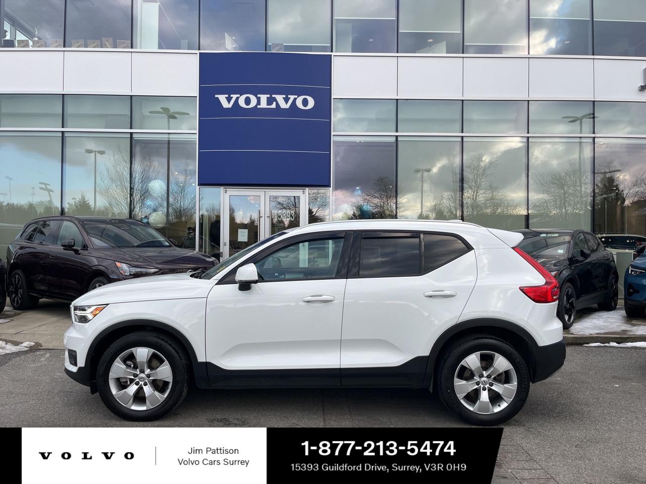 Used 2021 Volvo XC40 T5 AWD Momentum for sale in Surrey, BC