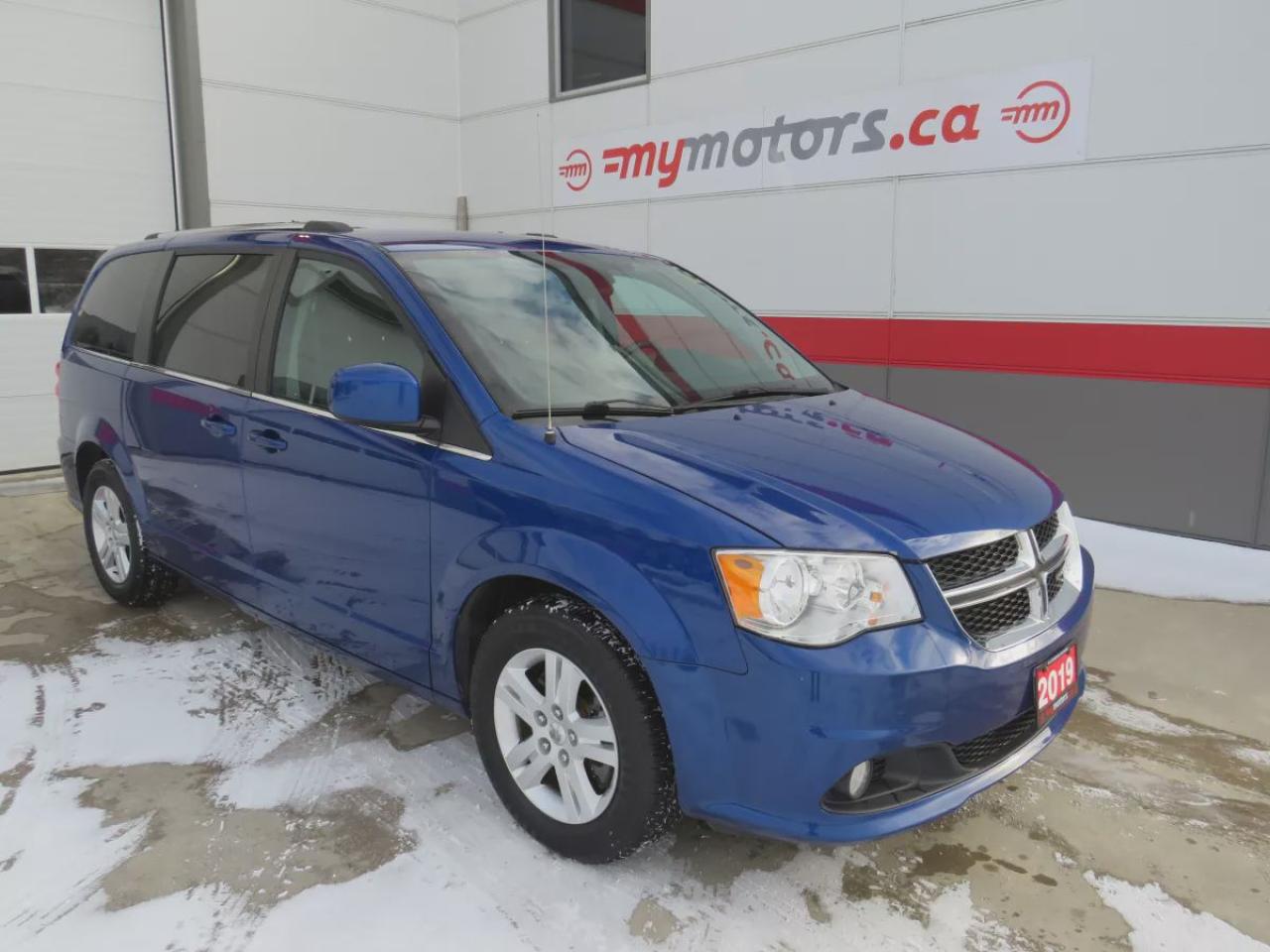 Used 2019 Dodge Grand Caravan Crew Plus (**ALLOY RIMS**LEATHER**NAVIGATION**POWER SEATS**DVD PLAYER**REVERSE CAMERA**3RD ROW STOW AND GO SEATING**POWER SLIDING DOORS**DIGITAL TOUCHSCREEN**AUX/USB**CD PLAYER**DUAL CLIMATE CONTROL**CRUISE CONTROL**BLUETOOTH**) for sale in Tillsonburg, ON