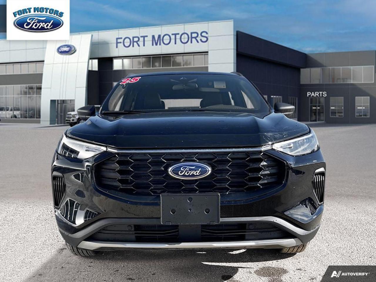 2025 Ford Escape ST-Line Photo1