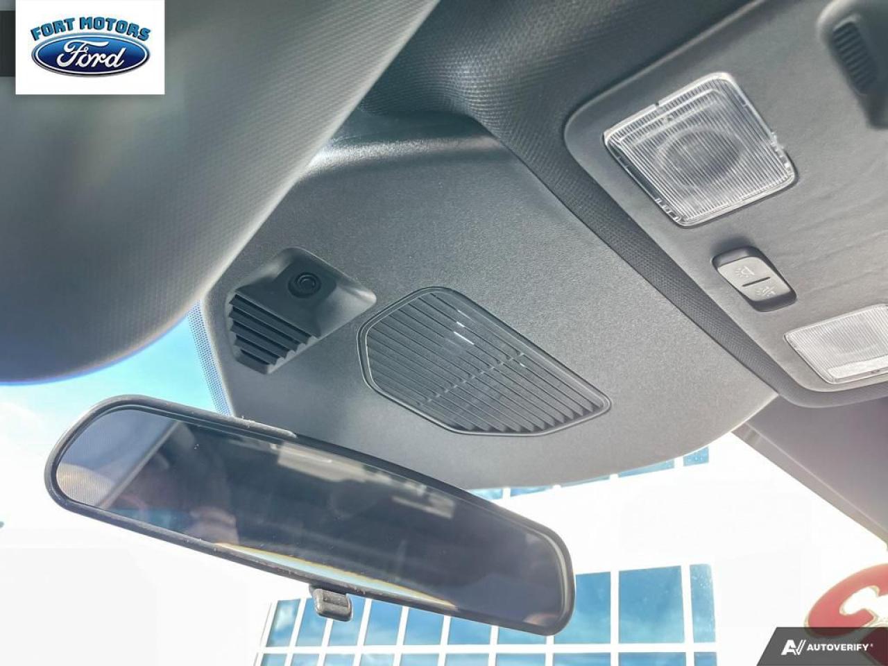2025 Ford Escape ST-Line Photo5