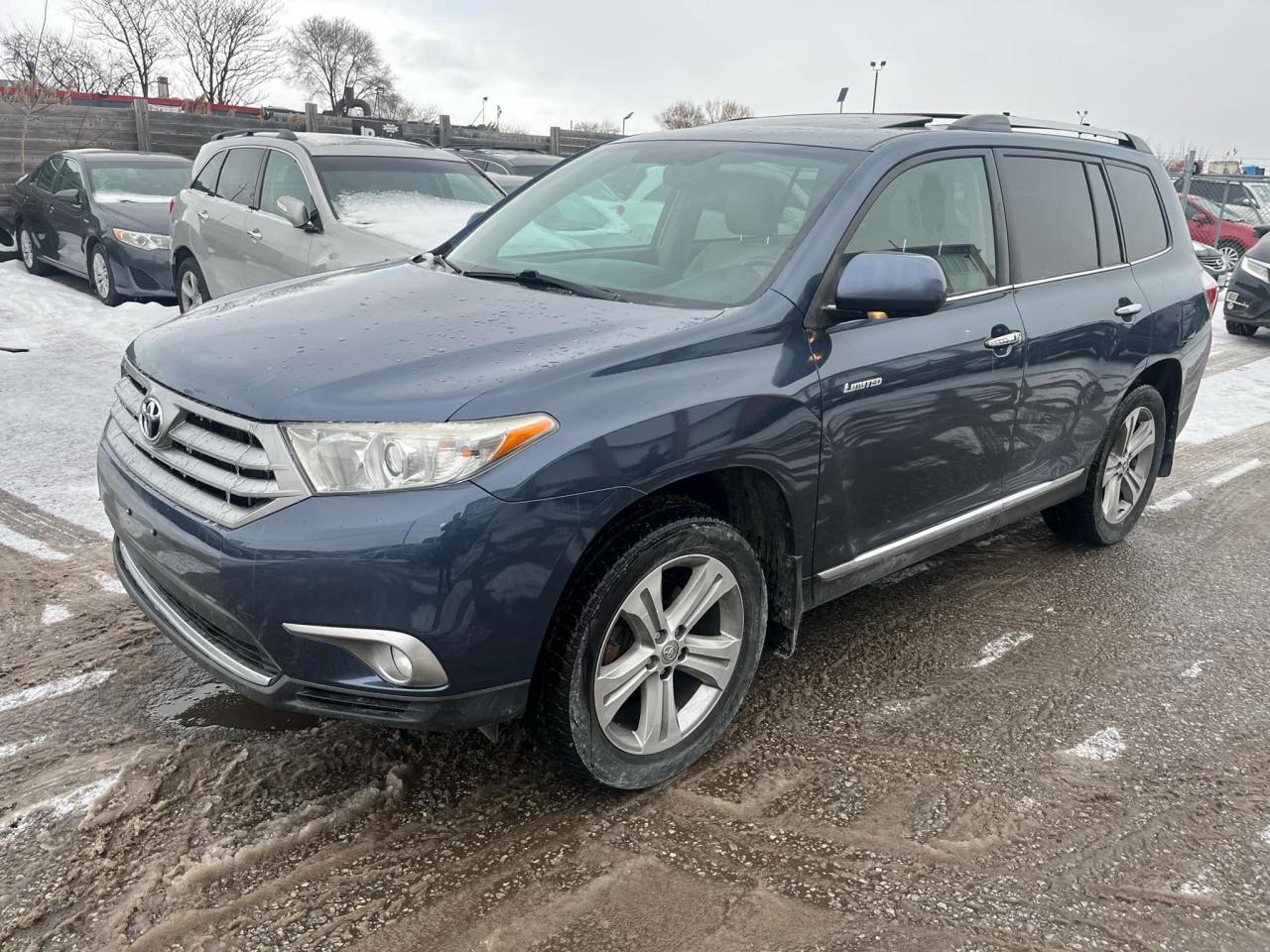 Used 2013 Toyota Highlander LIMITED for sale in Brampton, ON