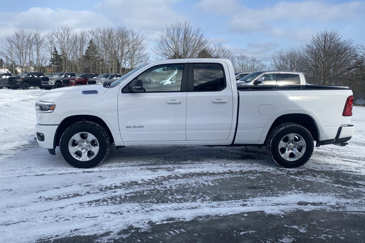 2025 RAM 1500 BIG HORN 4X4 QUAD CAB 6'4" BOX Photo32