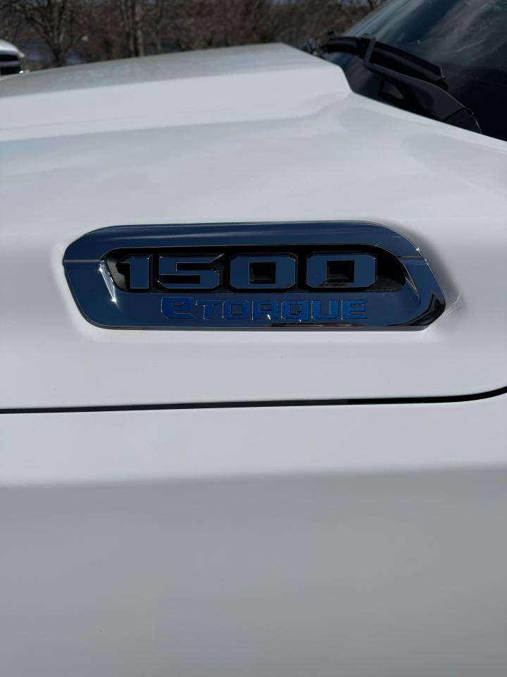 2025 RAM 1500 BIG HORN 4X4 QUAD CAB 6'4" BOX Photo33