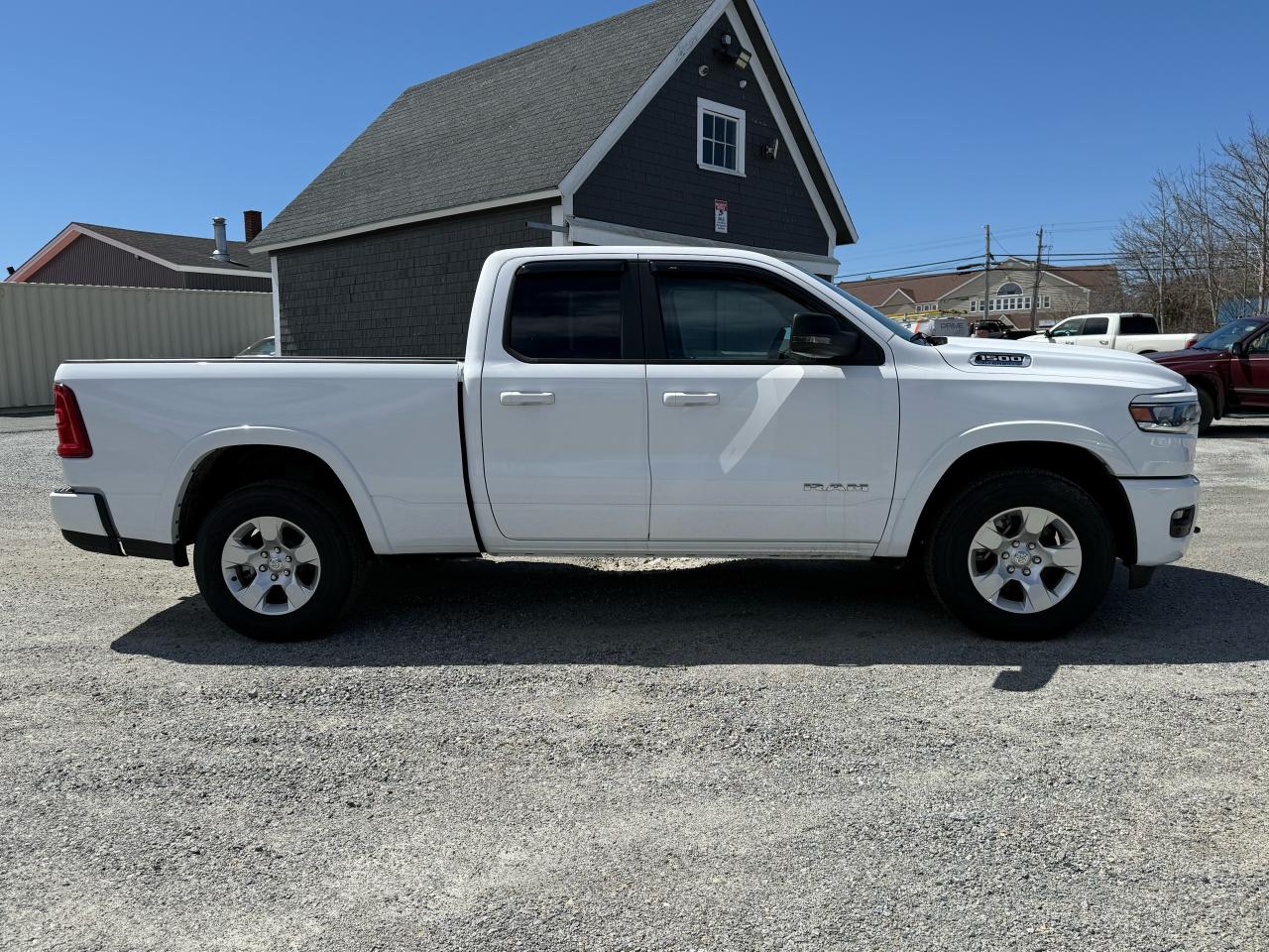 2025 RAM 1500 BIG HORN 4X4 QUAD CAB 6'4" BOX Photo28