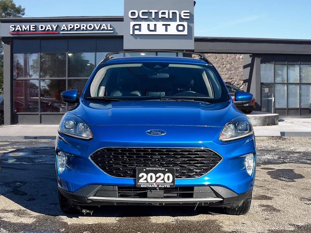 2020 Ford Escape SEL AWD - Photo #2