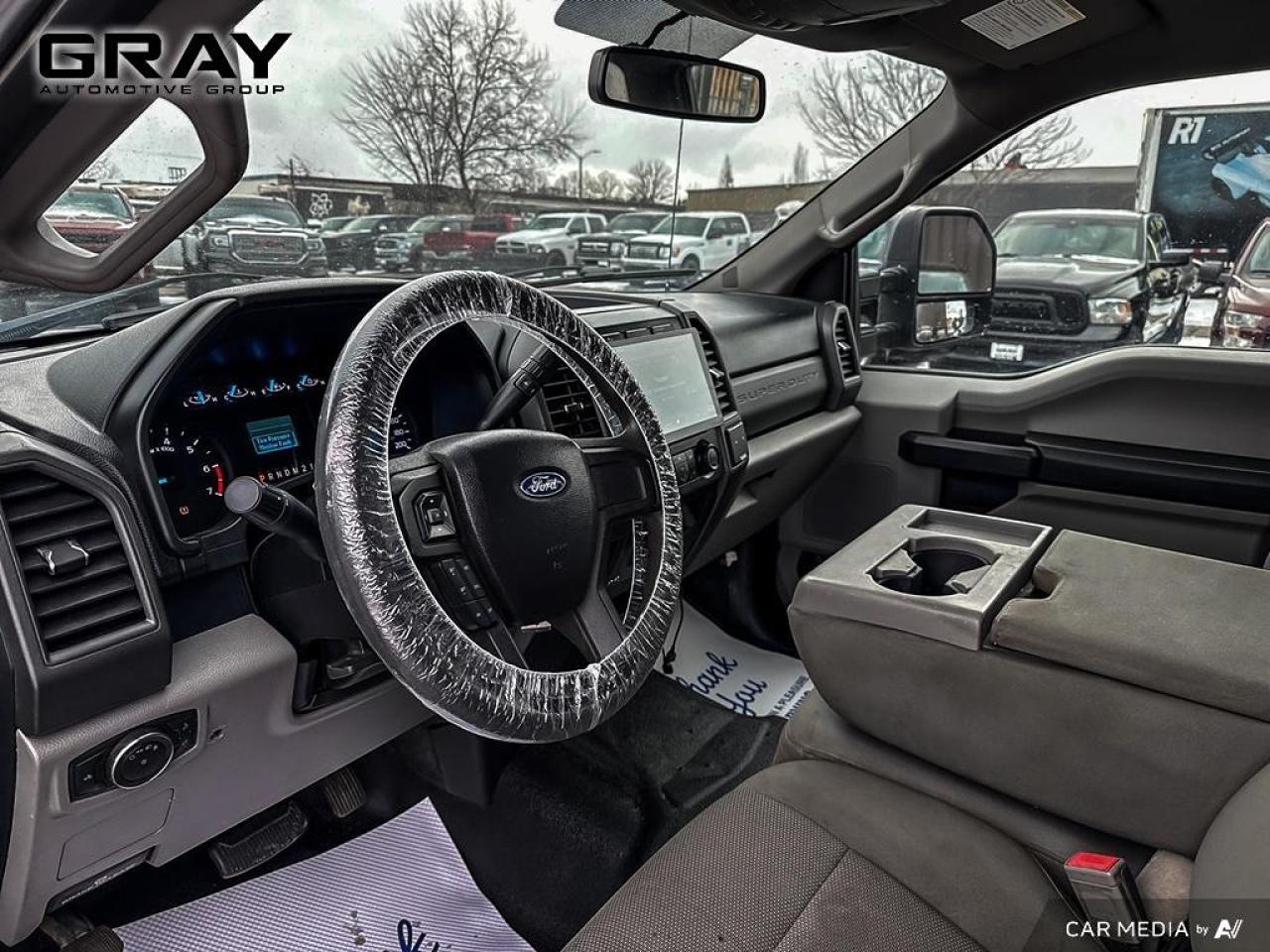 2019 Ford F-250 XL/8ft Box/2 YR WARRANTY - Photo #9