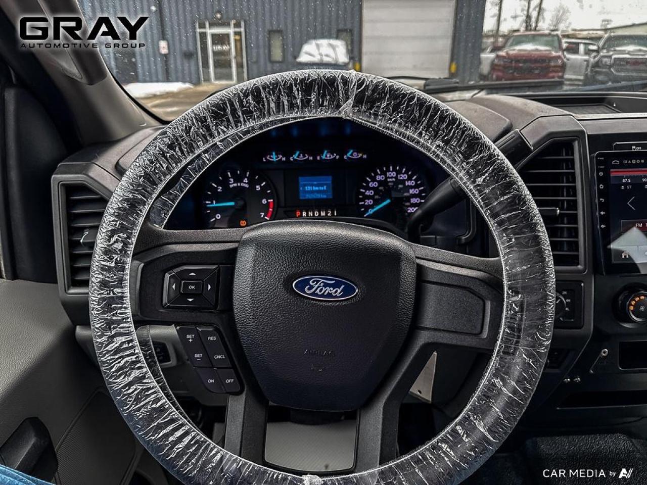 2019 Ford F-250 XL/8ft Box/2 YR WARRANTY - Photo #10