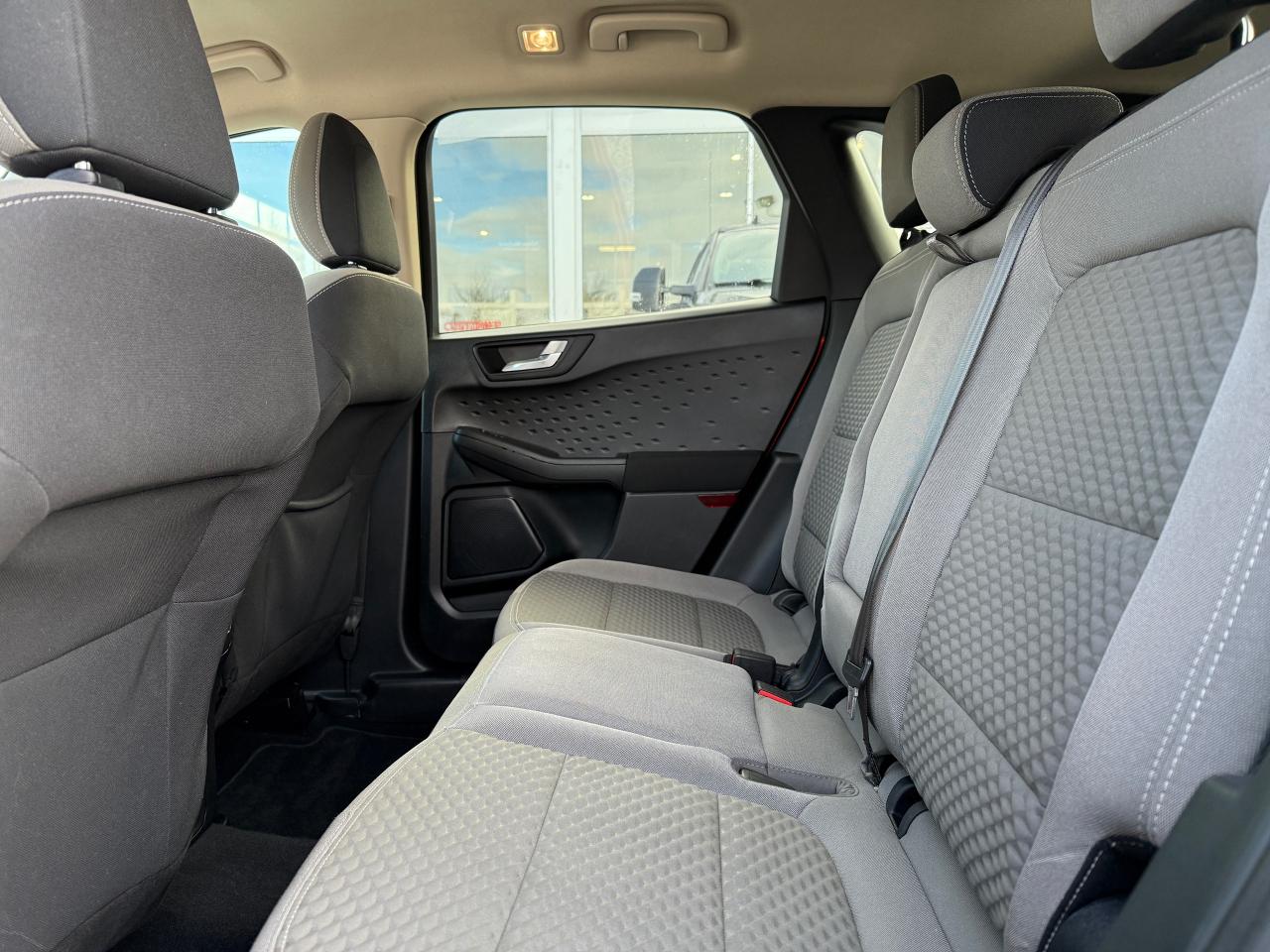 2020 Ford Escape SE Photo5