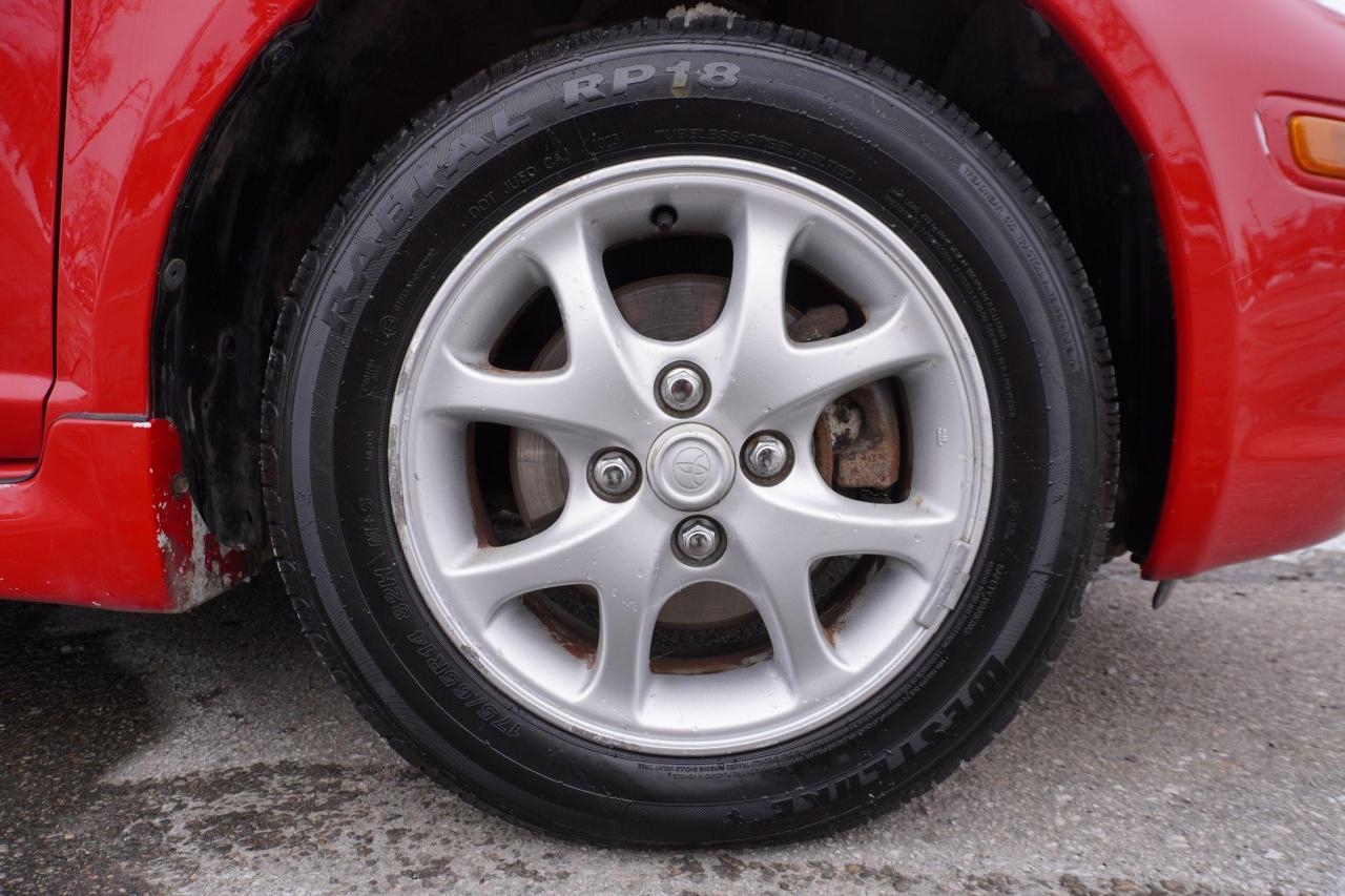 2005 Toyota Echo RS / 1 OWNER / NO ACCIDENTS / MANUAL / HATCH FUN!! - Photo #7