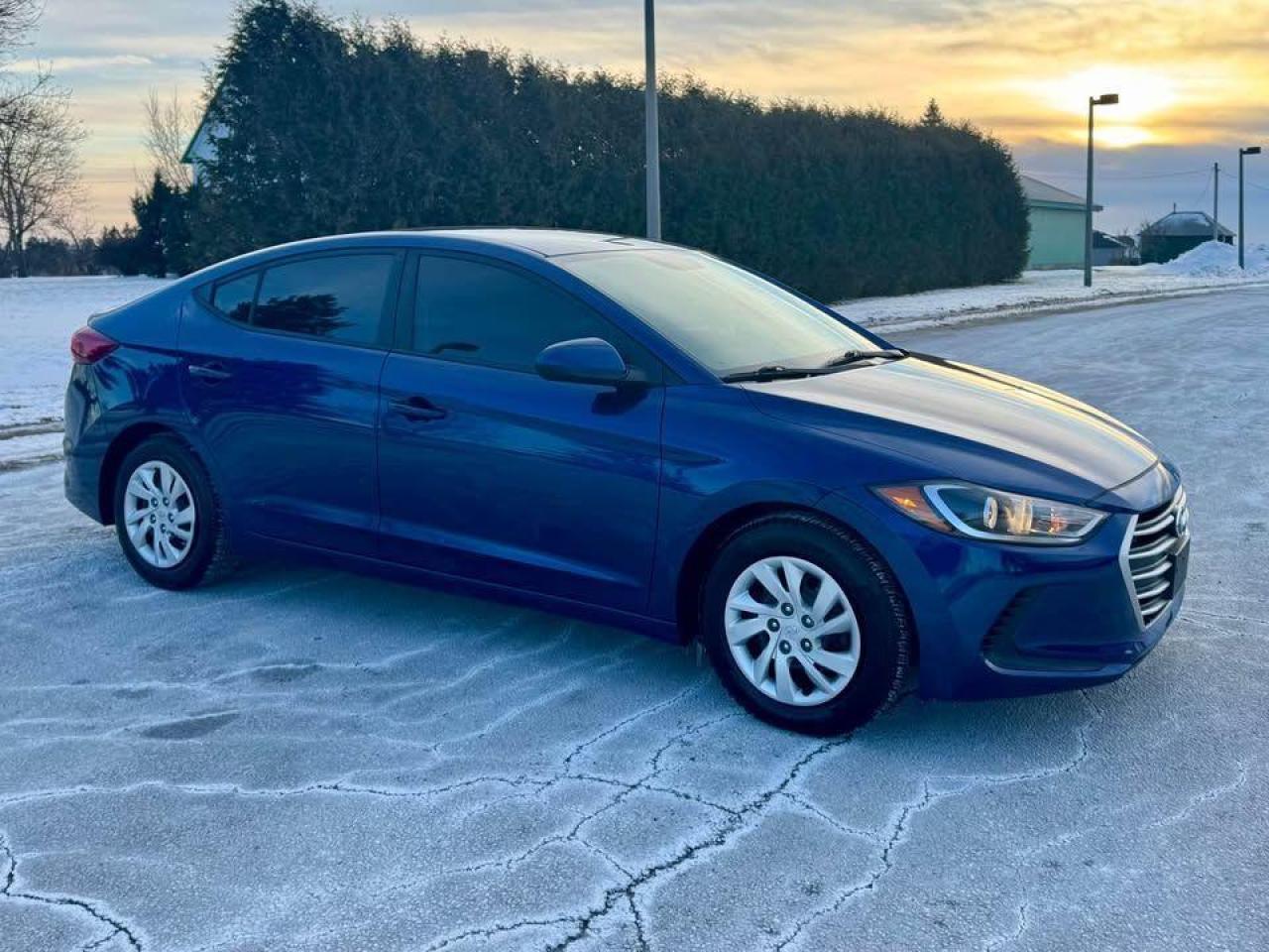 2017 Hyundai Elantra 4DR SDN AUTO LE - Photo #2