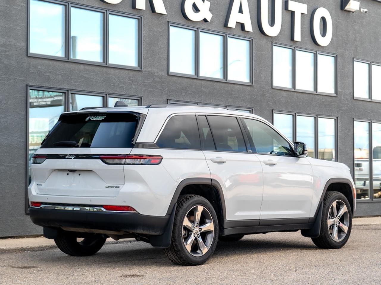 2022 Jeep Grand Cherokee LIMITED 4X4 Photo5
