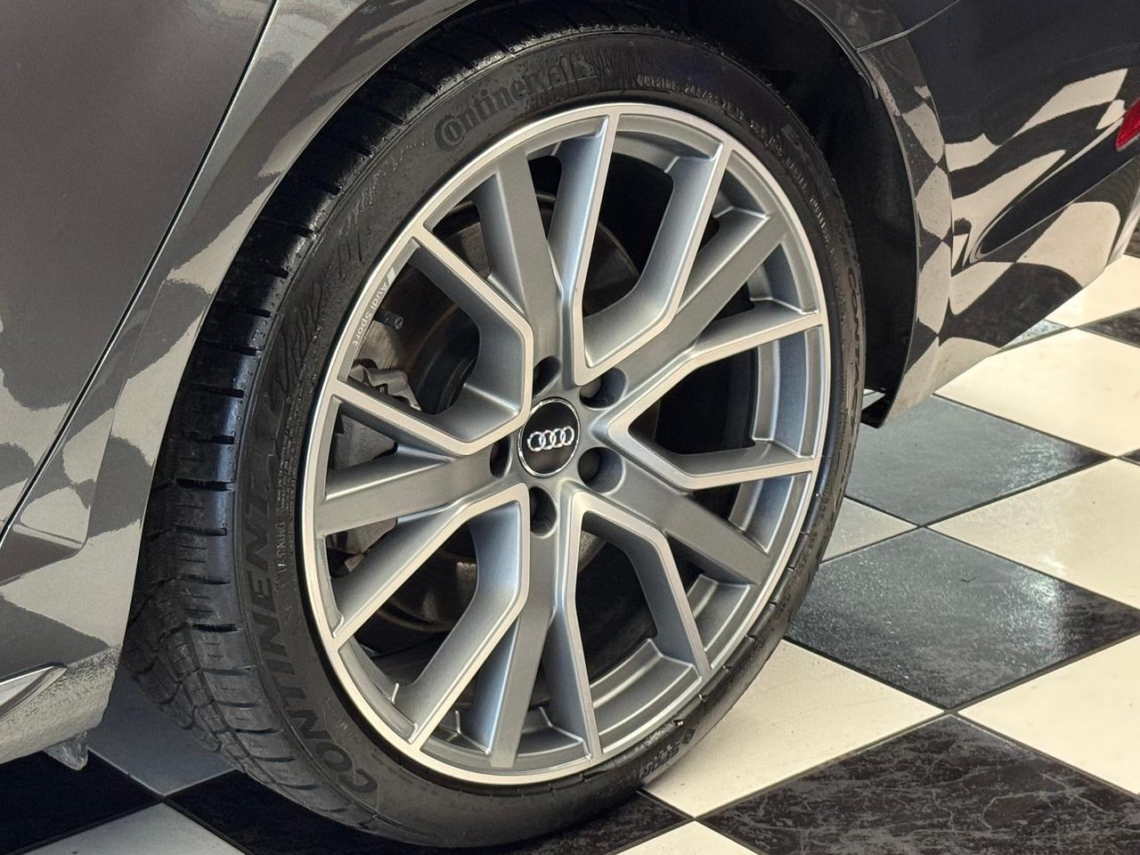 2019 Audi A4 PROGRESIV Quattro S Line+BSM+NewTires+CLEAN CARFAX Photo