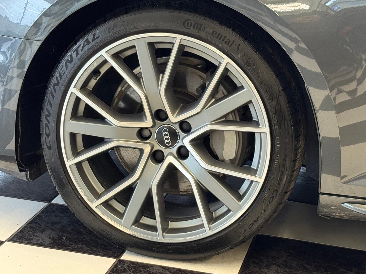 2019 Audi A4 PROGRESIV Quattro S Line+BSM+NewTires+CLEAN CARFAX Photo