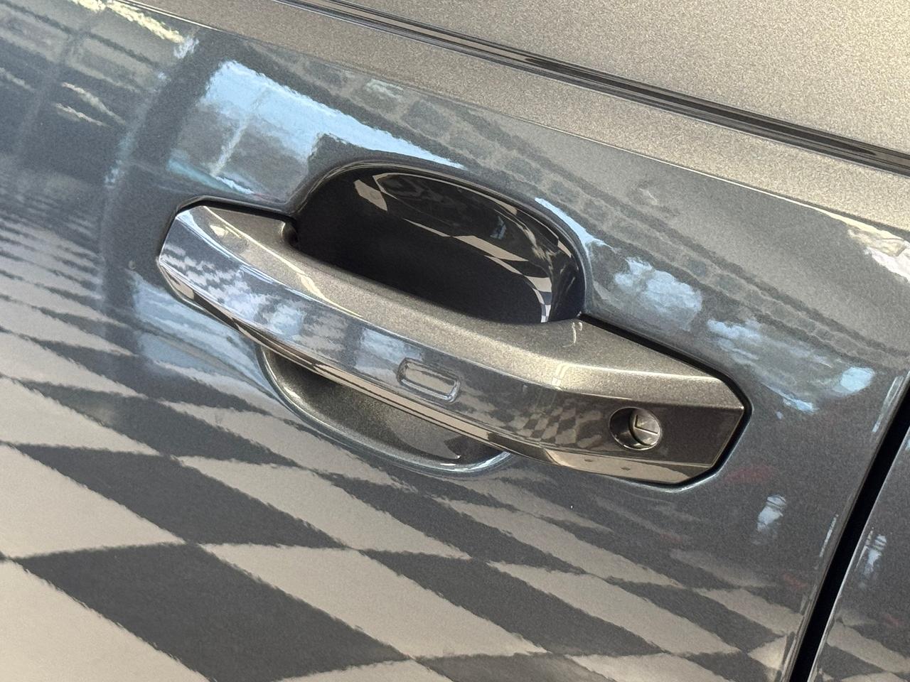 2019 Audi A4 PROGRESIV Quattro S Line+BSM+NewTires+CLEAN CARFAX Photo